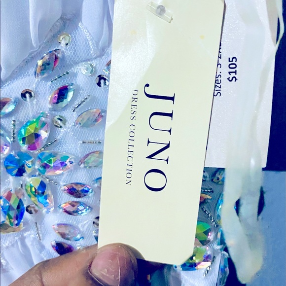 Reception White mesh top formal dress, with embroidered crystal designs - Picture 4 of 10